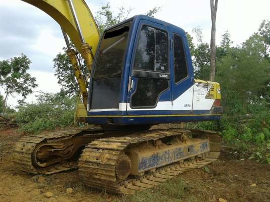 ขาย KOBELCO SK120 m3 สภาพสวยพร้อมใช้  ติดต่อได้ที่คุณ อ๊อฟ พิจิตร 086-737-9991