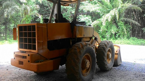 ขายรถตัก Jh30สภาพสวยพร้อมใช้  ติดต่อได้ที่คุณ อ๊อฟ พิจิตร 086737-9991