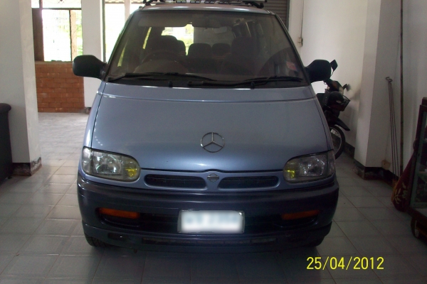 ขาย Nissan Serena หรือ แลก กระบะ 4 wd