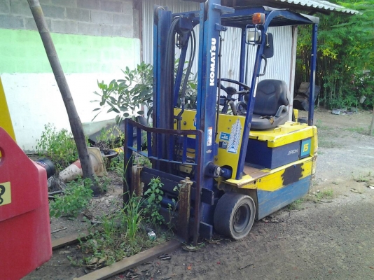 ขายเหมา4รายการ รถฟ๊กลิฟ3คันบ๊แปแค็ดนึ่ง สภาพสวยพร้อมใช้ ติดต่อได้ คุณ อ๊อฟ พิจิตร 086-737-9991 ขายเหมา4รายการ รถฟ๊กลิฟ3คันบ๊แปแค็ดนึ่ง สภาพสวยพร้อมใช้ ติดต่อได้ คุณ อ๊อฟ พิจิตร 086-737-9991