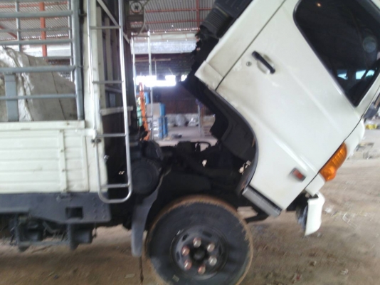 หกล้อ ซีรี่500 ฮีโน้ FC 9JJKA~150 ปี53 แอร์ เวอร์ ทิฟฟี ช่างยาว 5.50ม สภาพดีสวยบางเดิม ทะเบียนพร้อมโอน หกล้อ ซีรี่500 ฮีโน้ FC 9JJKA~150 ปี53 แอร์ เวอร์ ทิฟฟี ช่างยาว 5.50ม สภาพดีสวยบางเดิม ทะเบียนพร้อมโอน