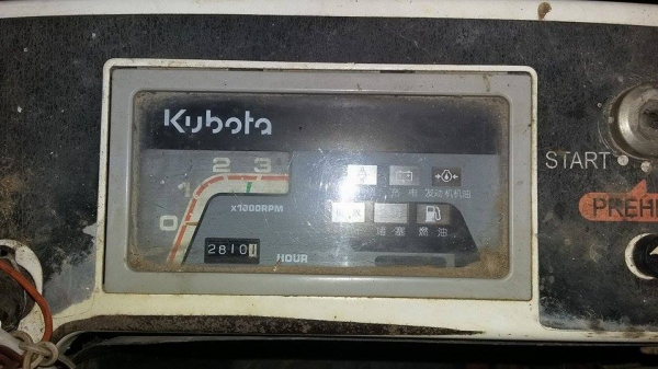 ขายรถเกี่ยวข้าว คูโบต้า รุ่น DC 68G อุ้ม