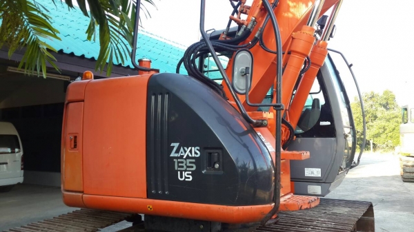 ZX135US เก่าญี่ปุ่นสภาพสวยมาก เครื่องปั้มดีมากใบใหญ่ สนใจจริงมาดูรถราคาไม่แพงนำเข้าเอง