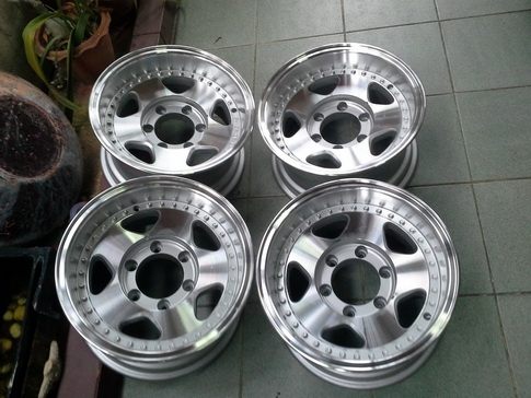 Max ลายแบรดเลย์ 6/139 ขอบ15*8 ET-25  สภาพสวยๆ 1ชุด