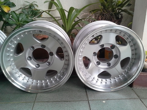 Max ลายแบรดเลย์ 6/139 ขอบ15*8 ET-25  สภาพสวยๆ 1ชุด