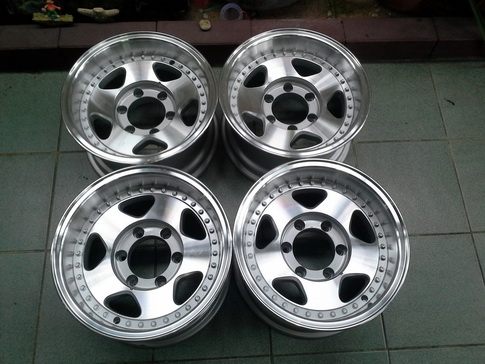 Max ลายแบรดเลย์ 6/139 ขอบ15*8 ET-25  สภาพสวยๆ 1ชุด