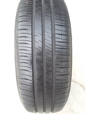 ขายยาง195/65/15 ปี 2712 MICHERLIN XM2 4 เส้น ขายยาง195/65/15 ปี 2712 MICHERLIN XM2 4 เส้น