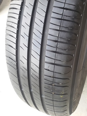 ขายยาง195/65/15 ปี 2712 MICHERLIN XM2 4 เส้น ขายยาง195/65/15 ปี 2712 MICHERLIN XM2 4 เส้น