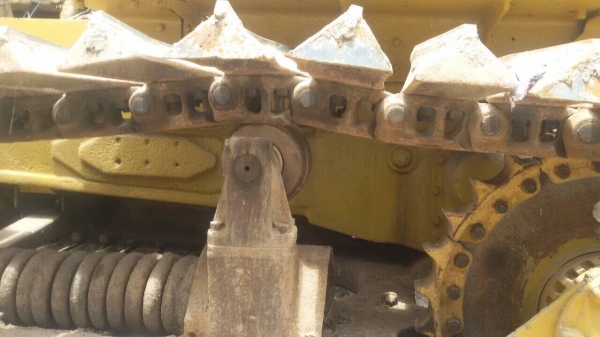 ขายครับ รถแทรคเตอร์__D5B เครี่องใดรเร็ก10Z พร้อมใช้งานครับ ขายครับ รถแทรคเตอร์__D5B เครี่องใดรเร็ก10Z พร้อมใช้งานครับ