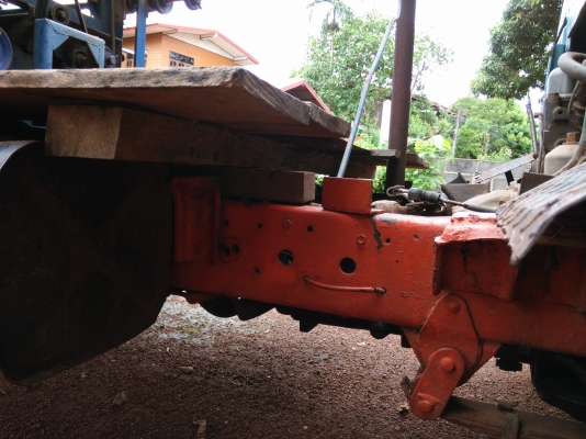 ขายรถนวดข้าวตู้เกษตร 5 ฟุต เครื่อง. isuzu 74 แรง