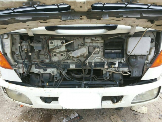 รถบรรทุก 6 ล้อใหญ่ HINO FC4 ปี 49 เครื่อง 165 ยาว 6.5 ม. ราคา 720,000 บ.