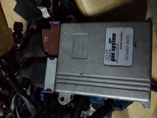 ขายถูกด่วนชุดแก๊สหัวฉีด v6