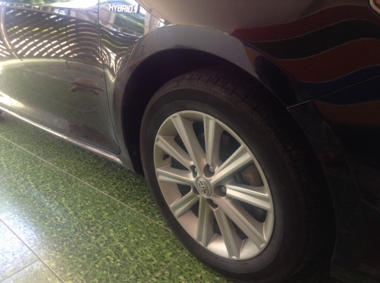 Sale>>ล้อแมกซ์ Camry Hybrid 2012 ขอบ 17" ลาย 10 ก้าน พร้อมยาง โทร 089-2499-123 นครปฐม