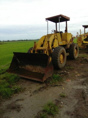 ขายรถตักล้อยาง CAT 920 ราคา 480000
