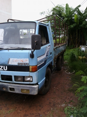 อีซูซุnkr88แรงรถ4ล้อ