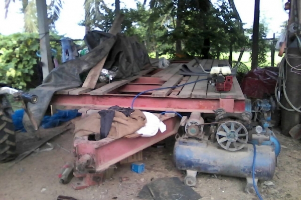 ขายเทรลเลอร์ ลากรถเกี่ยวใหญ่ เสื้อเพลา 10 ล้อ ขอบ 16"ยาง 8.25 / 4 เส้น