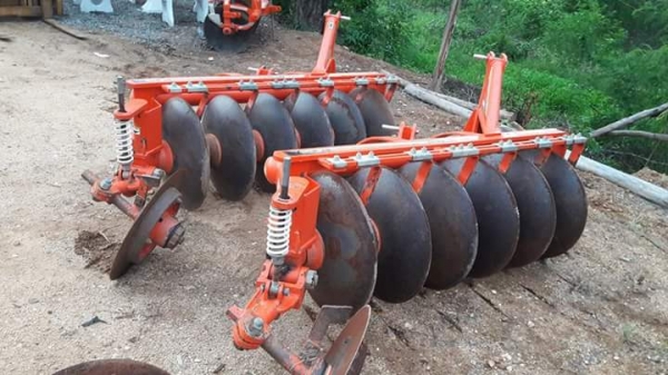 ขายผานพรวนตราช้าง6x24 เฮฟวี่พลัส ตัวใหม่ สภาพสวยมาก เดิมๆพร้อมใช้ ขายผานพรวนตราช้าง6x24 เฮฟวี่พลัส ตัวใหม่ สภาพสวยมาก เดิมๆพร้อมใช้