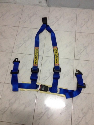 ขาย TRW sabelt แท้สีน้ำเงิน made in italy สภาพดี ราคา1100บาท โทร0924462525โส กทม ขาย TRW sabelt แท้สีน้ำเงิน made in italy สภาพดี ราคา1100บาท โทร0924462525โส กทม