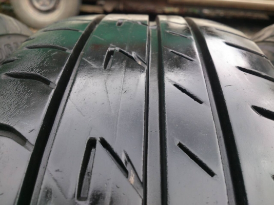 ขายแม็ก 4รู100 ขอบ15 พร้อมยาง185/65R15บริดสโตน อีโคเปีย ยางสัปดาห์ที่46ปี13 ดอกยางหนาสดเท่ากันไม่ร้าว สวยๆจำนวน 1 ชุด ขายแม็ก 4รู100 ขอบ15 พร้อมยาง185/65R15บริดสโตน อีโคเปีย ยางสัปดาห์ที่46ปี13 ดอกยางหนาสดเท่ากันไม่ร้าว สวยๆจำนวน 1 ชุด