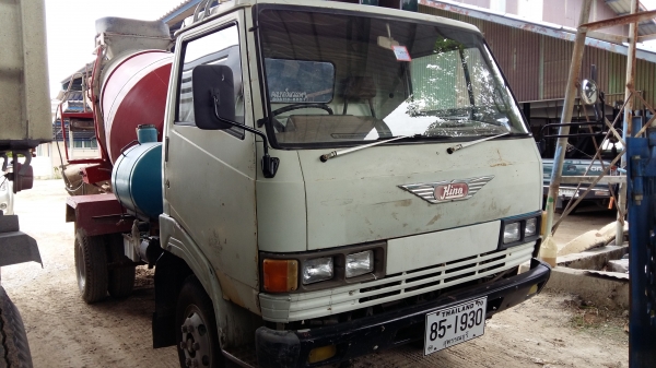 ขายด่วนครับ รถโม่ปูน ขนาด 2 คิว (ยังไม่ได้ลงเล่มทะเบียน)