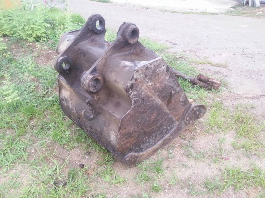 ขายบุ้งกี้ pc 120 สภาพดี ครับซื้อมาขายรถไปก่อนเลยไม่ได้ใช้