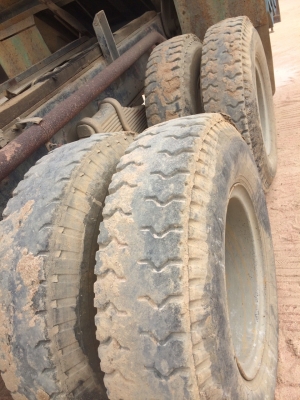 สิบล้อ อีซูซุ ร็อค FXZ 210 สโลส 2เพา ดั้มมีเนียม แอร์ เวอร์ ทิฟฟี สภาพดีสวยเดิมพรัอมใช้ ทะเบียนพร้อมโอน