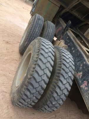 สิบล้อ อีซูซุ ร็อค FXZ 210 สโลส 2เพา ดั้มมีเนียม แอร์ เวอร์ ทิฟฟี สภาพดีสวยเดิมพรัอมใช้ ทะเบียนพร้อมโอน