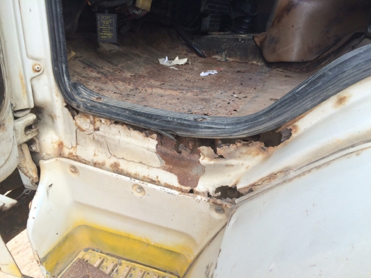 สิบล้อ อีซูซุ ร็อค FXZ 210 สโลส 2เพา ดั้มมีเนียม แอร์ เวอร์ ทิฟฟี สภาพดีสวยเดิมพรัอมใช้ ทะเบียนพร้อมโอน