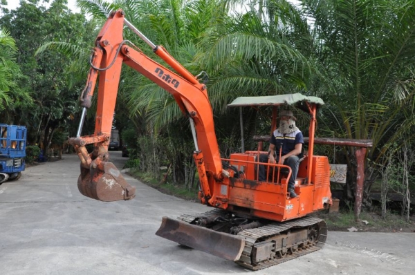ลดกระหน่ำ!!ขายแบคโฮ KUBOTA PC30 เดิมจากญี่ปุ่น ทำงานสมบูรณ์ทุกระบบ รับรองไม่ผิดหวัง 99,000 เท่านั้น!!