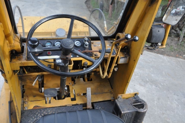 ขายรถตัก KOMATSU SD10-3 ดีเซล สวยเดิมจากญี่ปุ่น ยังไม่เคยใช้ในไทย 189,000เท่านั้น!!