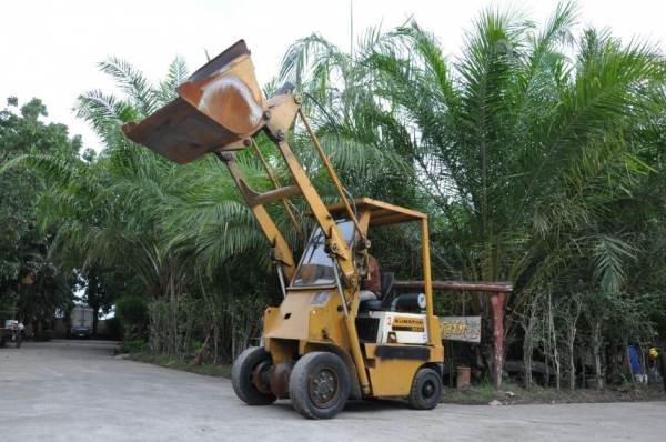 ขายรถตัก KOMATSU SD10-3 ดีเซล สวยเดิมจากญี่ปุ่น ยังไม่เคยใช้ในไทย 189,000เท่านั้น!!