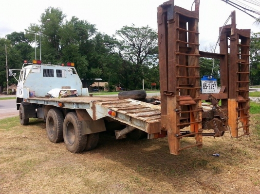 ขายเทรลเลอร์ NISSAN UD CW30 เครื่องPD6 เพลาเดียว มีบันไดไฮดรอลิกขึ้นรถเกี่ยว สภาพพร้อมใช้งาน เอกสารพร้อมโอน สนใจโทร 090-8588220คุณนะ 093-3258446คุณบิว หรือเข้าดูสินค้าอื่นๆได้ที่ www.truck.in.th/498 หรือเพจFacebook ณรงค์ ซื้อขายรถมือสอง (เว็บไซต์ส่วนตัว)