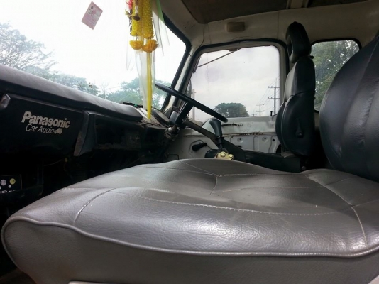 ขายเทรลเลอร์ NISSAN UD CW30 เครื่องPD6 เพลาเดียว มีบันไดไฮดรอลิกขึ้นรถเกี่ยว สภาพพร้อมใช้งาน เอกสารพร้อมโอน สนใจโทร 090-8588220คุณนะ 093-3258446คุณบิว หรือเข้าดูสินค้าอื่นๆได้ที่ www.truck.in.th/498 หรือเพจFacebook ณรงค์ ซื้อขายรถมือสอง (เว็บไซต์ส่วนตัว)