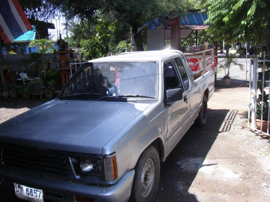 แยกอะไหล่ครับ อยากได้อะไรจัดให้ครับ แอร์โร่บอดี้พวงมาลัยเพาเวอร์