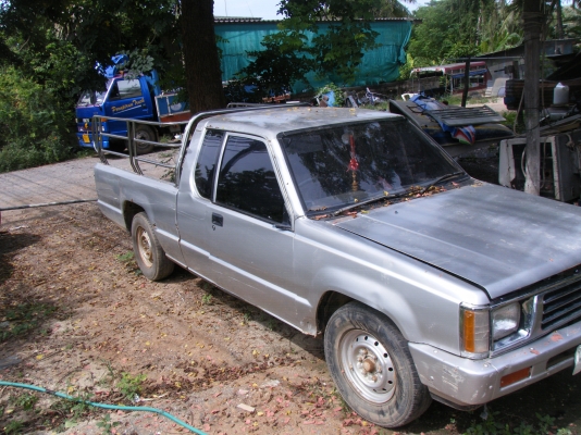 แยกอะไหล่ครับ อยากได้อะไรจัดให้ครับ แอร์โร่บอดี้พวงมาลัยเพาเวอร์