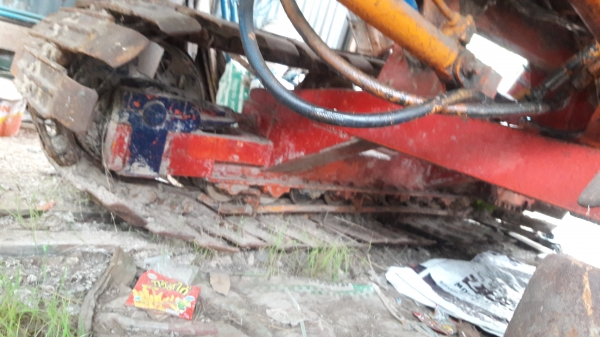 ขายด่วน รถเกี่ยวข้าวไทยเส็งยนต์ พร้อมเทเลอร์ลาก (ราคา 430,000บาท)  เครื่องยนต์ HO7C เทอร์โบ อุ้ม 2.5 ตัน ปั๊มไดกิ้นเบอร์ 22 ช่วงล่างตัวเดิน 10 สภาพพร้อมใช้งาน  ราคาต่อรองได้ครับ ชัยยา สตึก โทร 081-9972972 044-666729