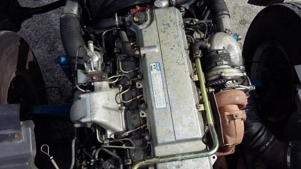 ขายรถบรรทุกสิบล้อหัวลากฮีโน่ปี46รถห้างแท้สภาพพร้อมใช้งาน