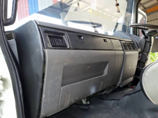 ขายดั้ม2เพลา HINO FM1M 220แรง ดั้ม3มิตร เครื่องดีแคชซีสวย สภาพพร้อมใช้งาน เอกสารพร้อมโอน สนใจโทร 090-8588220คุณนะ 093-3258446คุณบิว หรือเข้าดูสินค้าอื่นๆได้ที่ www.truck.in.th/498 หรือเพจFacebook ณรงค์ ซื้อขายรถมือสอง (เว็บไซต์ส่วนตัว) หรือFacebook ตลาดรถ