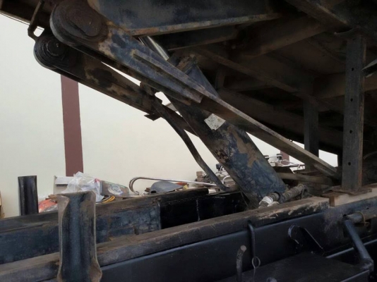 ขายดั้ม2เพลา HINO FM1M 220แรง ดั้ม3มิตร เครื่องดีแคชซีสวย สภาพพร้อมใช้งาน เอกสารพร้อมโอน สนใจโทร 090-8588220คุณนะ 093-3258446คุณบิว หรือเข้าดูสินค้าอื่นๆได้ที่ www.truck.in.th/498 หรือเพจFacebook ณรงค์ ซื้อขายรถมือสอง (เว็บไซต์ส่วนตัว) หรือFacebook ตลาดรถ