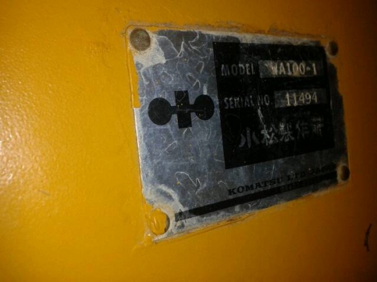 ขายรถตักล้อยาง KOMATSU WA100-1  สวยพร้อมใช้ครับ
