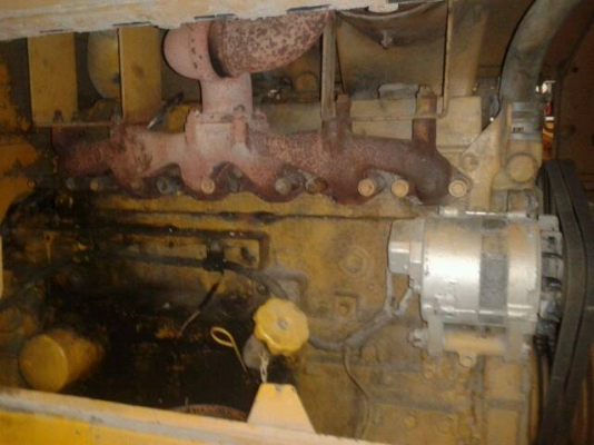 ขายรถตักล้อยาง KOMATSU WA100-1  สวยพร้อมใช้ครับ