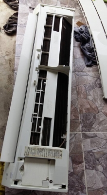 ขายครับแอร์ พานาโซนิค ขนาด18000Btu ล้างทำความสะทาดไห้เรียบร้อย มีน้ำยาในตัวเครื่องเรียบร้อย สามารถเอาไปติดตั้งได้ทันที สภาพสวย รีโมทไร้สาย ประหยัดไฟเบอร์5 รับประกันคอม 6 เดือน  ราคา 9000 บาท ไม่รวมติดตั้ง ของอยู่พระประแดง สนใจโทร 0993980701 0814552074 มาน