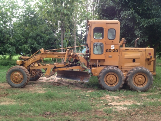 ขายรถเกรด ขนาดเล็ก