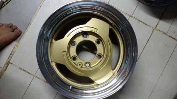 ขายแม็คนอก1คู่6รูขอบ15 ขายแม็คนอก1คู่6รูขอบ15