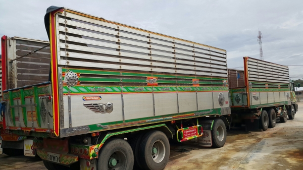 ขายรถพ่วง 24 ล้อ แม่.ลูก กระบะเนียมคอกเกษตรดั้ม อู่.พงษ์ไพบูรณ์ HINO PROFIA เครื่อง.P11C.320 แรง ปี.54 ราคา.1650000 รถสวย สนใจนัดดูรถได้เลยครับ