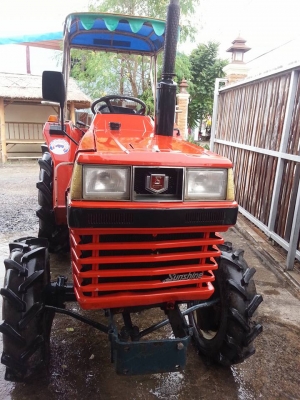 คูโบต้า L2402 4 WD ใบมีด