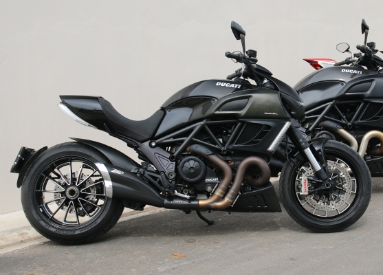 ขาย DUCATI DIAVEL สีดำ ปี2012 รถศูนย์ DUCATI Thailand