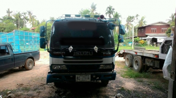 **765,000 บ.ต่อรอง/// 6ล้อดั้มดิน5คิว ISUZU DECA-195 ยาง8.25/16 **ขาย ISUZU DECA FRR-195 6ล้อดั้มดิน5คิว สวยๆพร้อมใช้ ISUZU DECA FRR32K1 6HE1-195 HP เครื่องเดิม เกียร์เดิม เครื่องดี แรง แน่นดี เกียร์ดีไม่มีหลุดครับ ช่วงล่างใหญ่ Fหน้า-หลัง คัสซีดี สวย ไม่ป