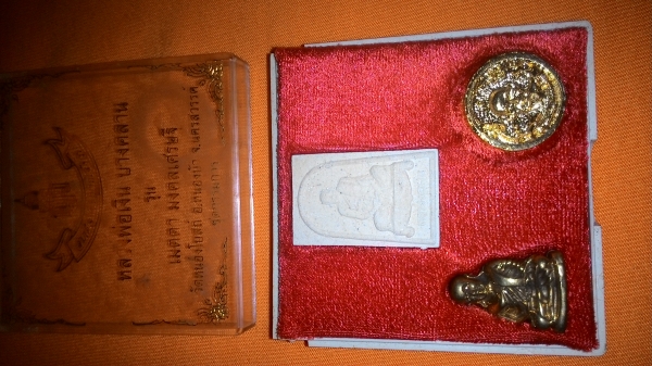 พระหลวงพ่อเงิน ชุดกรรมการ ออกวัดหนองโบสถ์ ปี2536 สมเด็จพระญาณสังวรณ์ทรงเป็นประธานจัดสร้าง