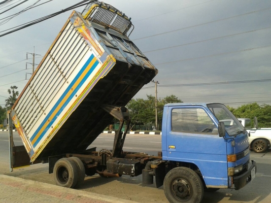 หกล้อ อีซูชุ 115 แรง ดั้มเกษตร สภาพพร้อมใช้งาน ทะเบียนพร้อมโอน